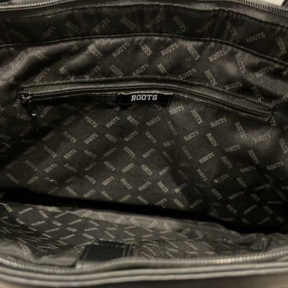 Root’s Tote With Built in Laptop Case - Picture 4 of 5